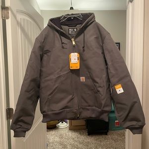Brand new men’s Carhartt jacket